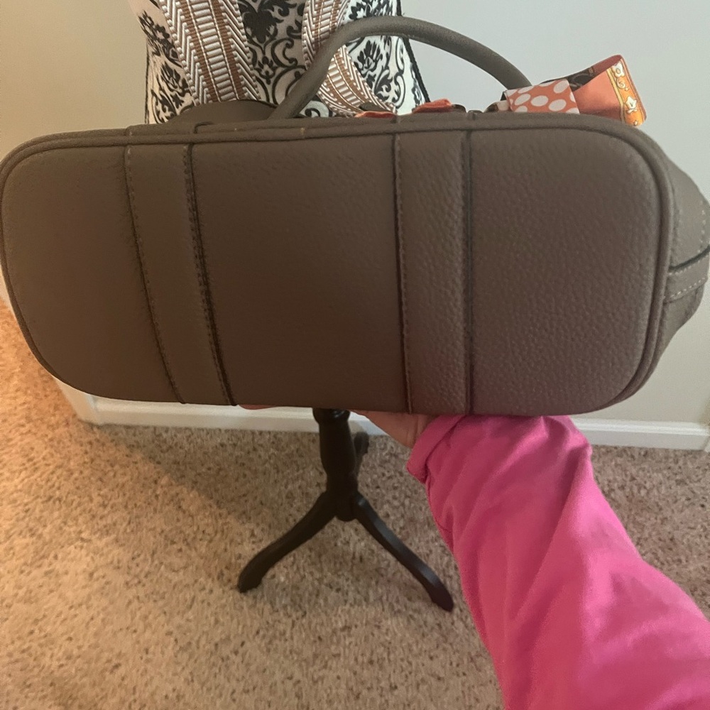 Inspired Garden Tote. Never used. - Picture 7 of 9